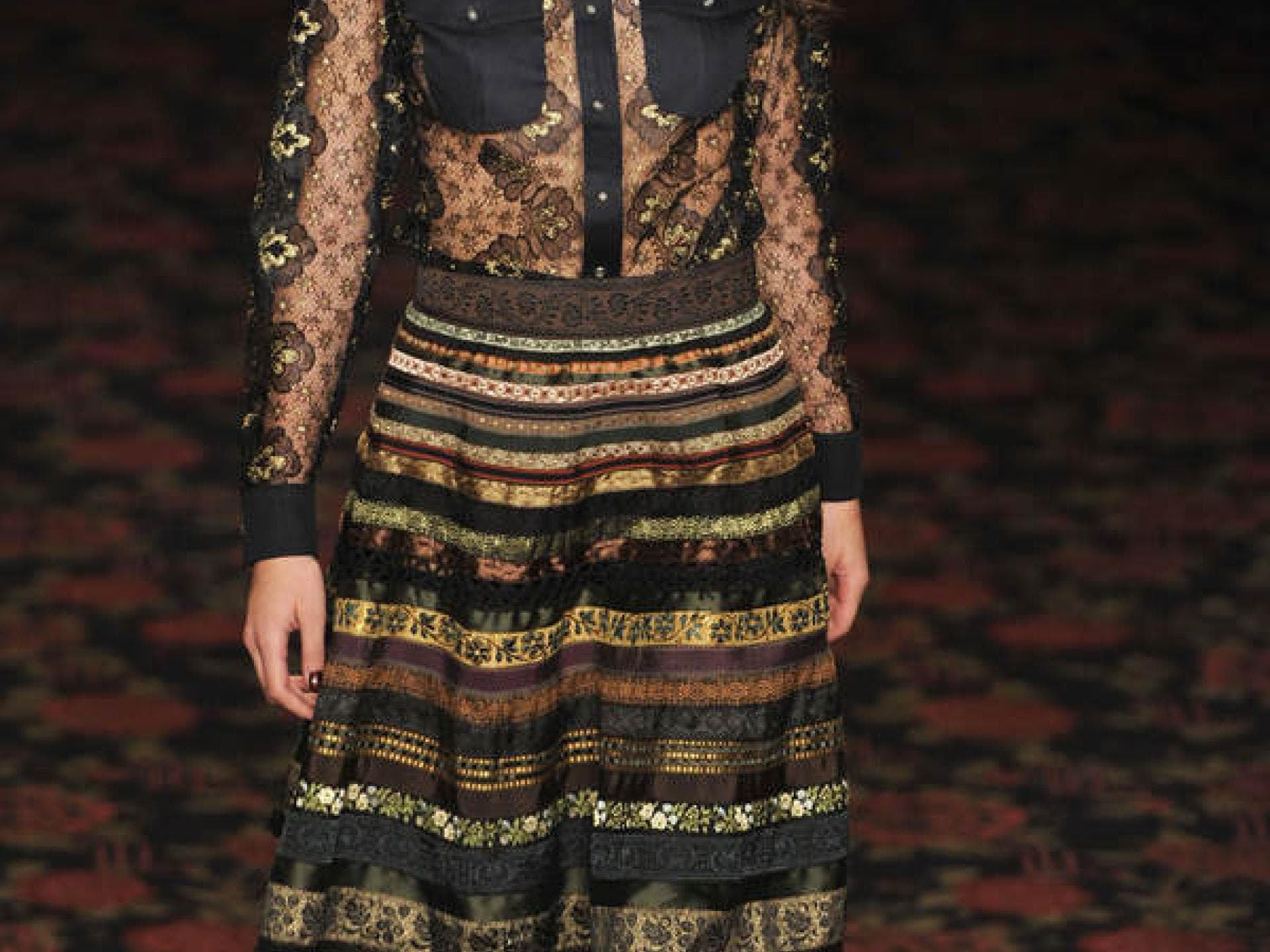 Rebecca Mir für Lena Hoschek Rebecca Mir für Lena Hoschek