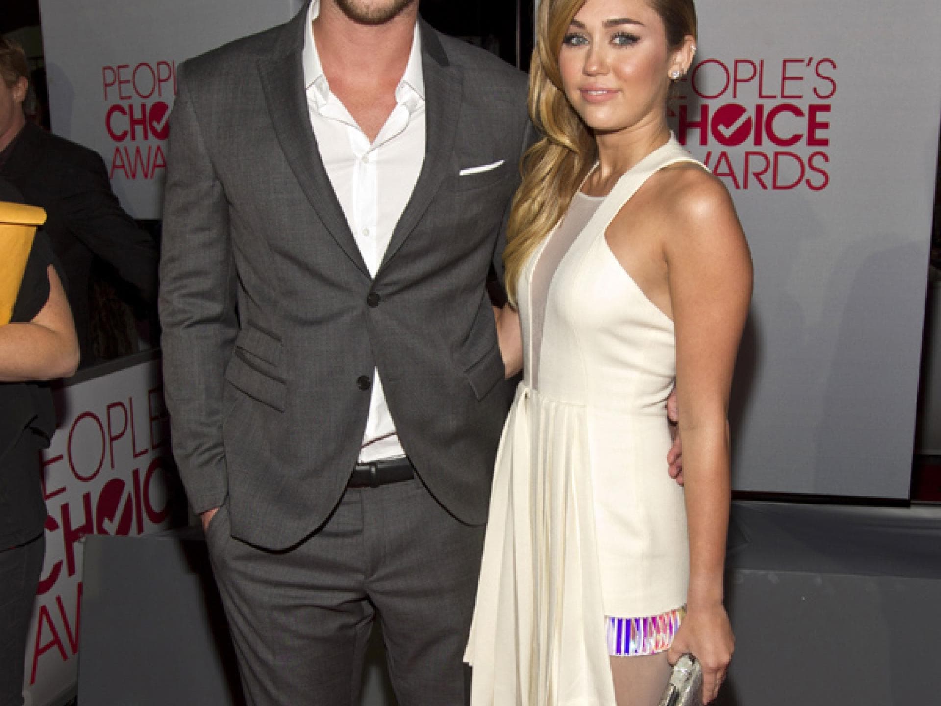 Miley Cyrus & Liam Hemsworth Miley Cyrus & Liam Hemsworth