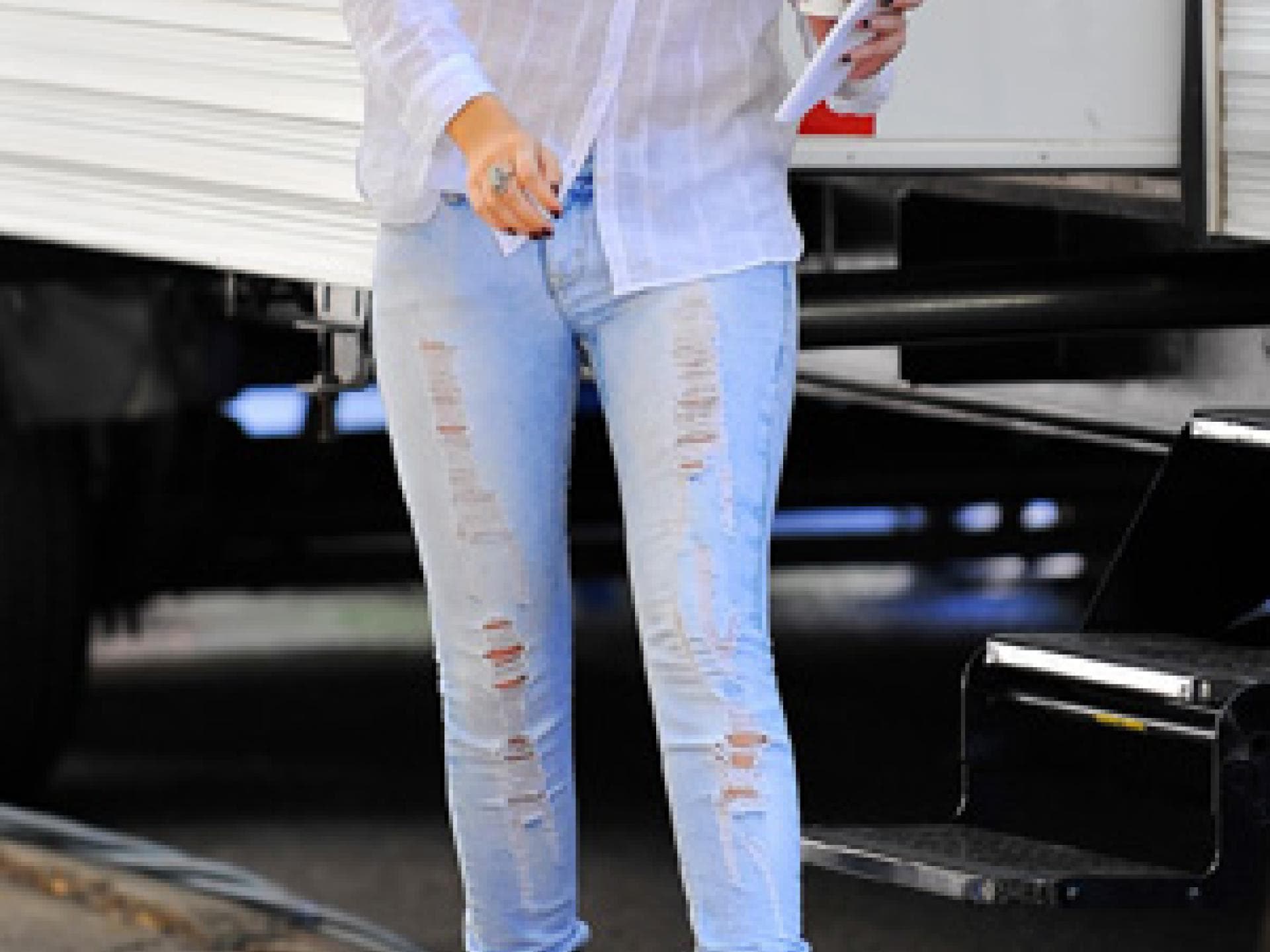 Mischa Barton mit langweiligem Outfit