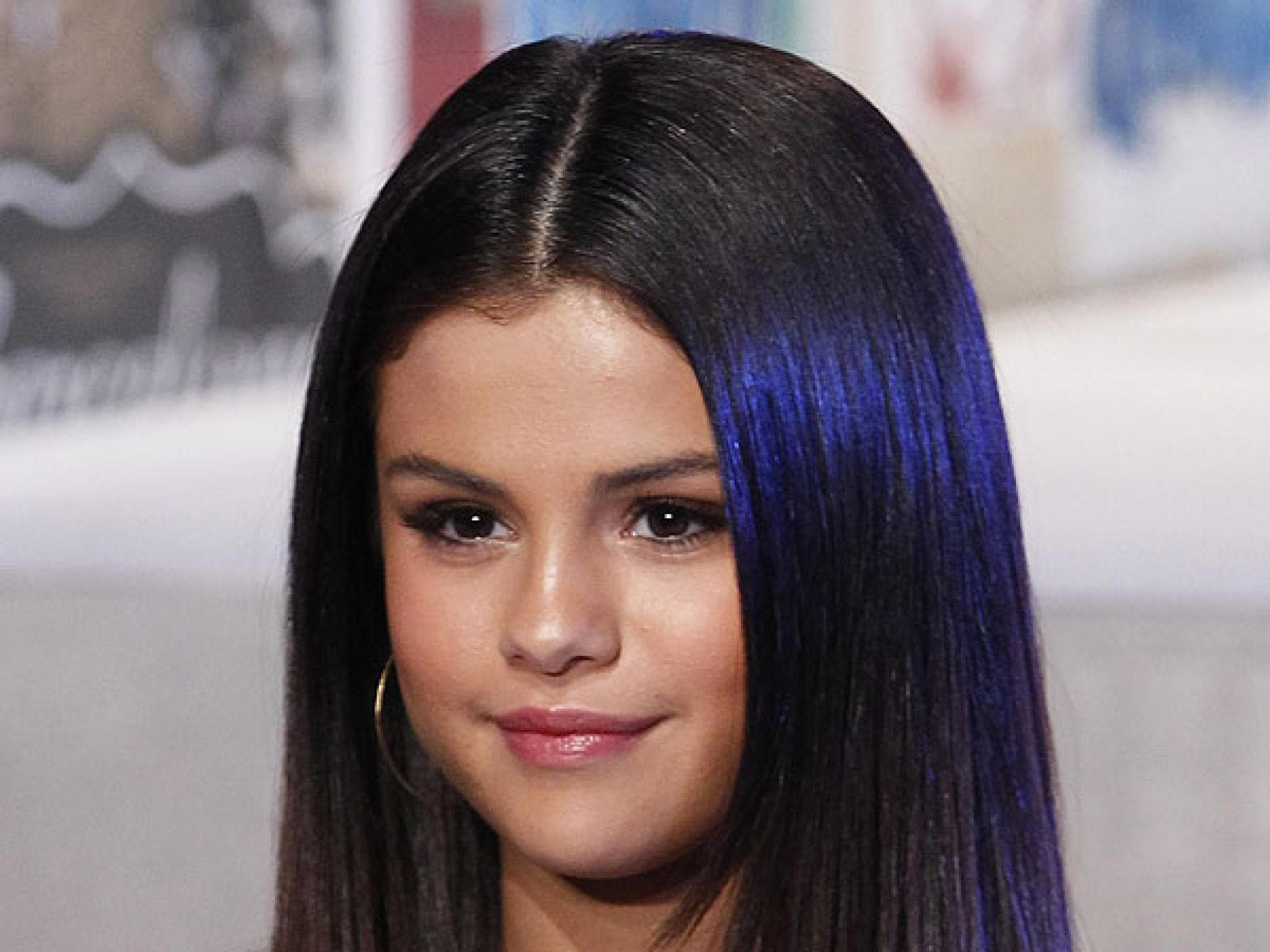 Sleek Look für nicht gewaschene Haare Sleek Look für nicht gewaschene Haare