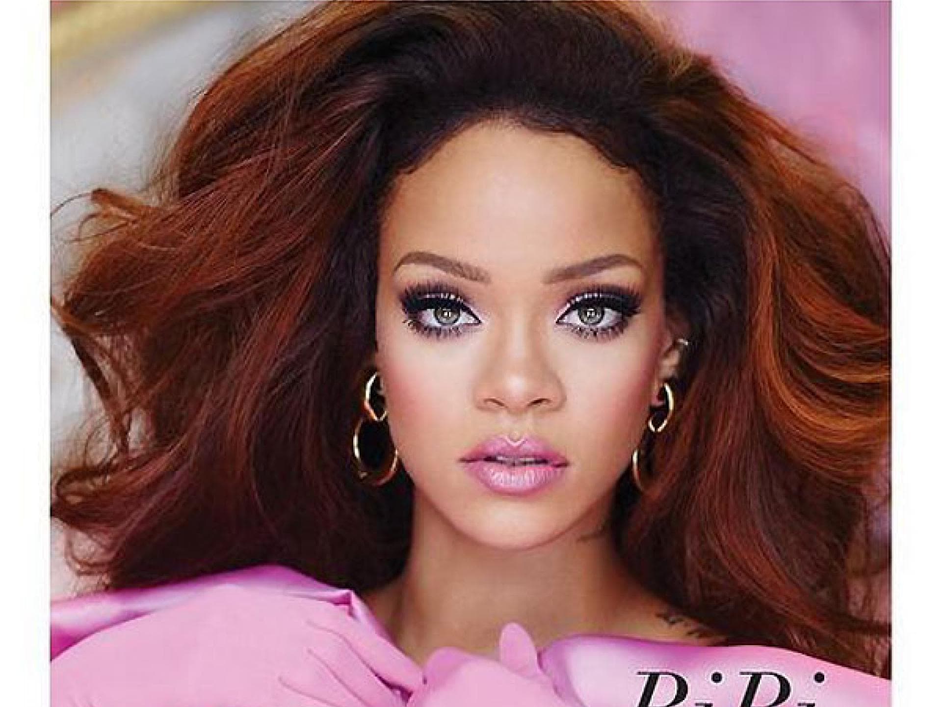 Rihanna: ihr neues Parfum heißt RiRi
