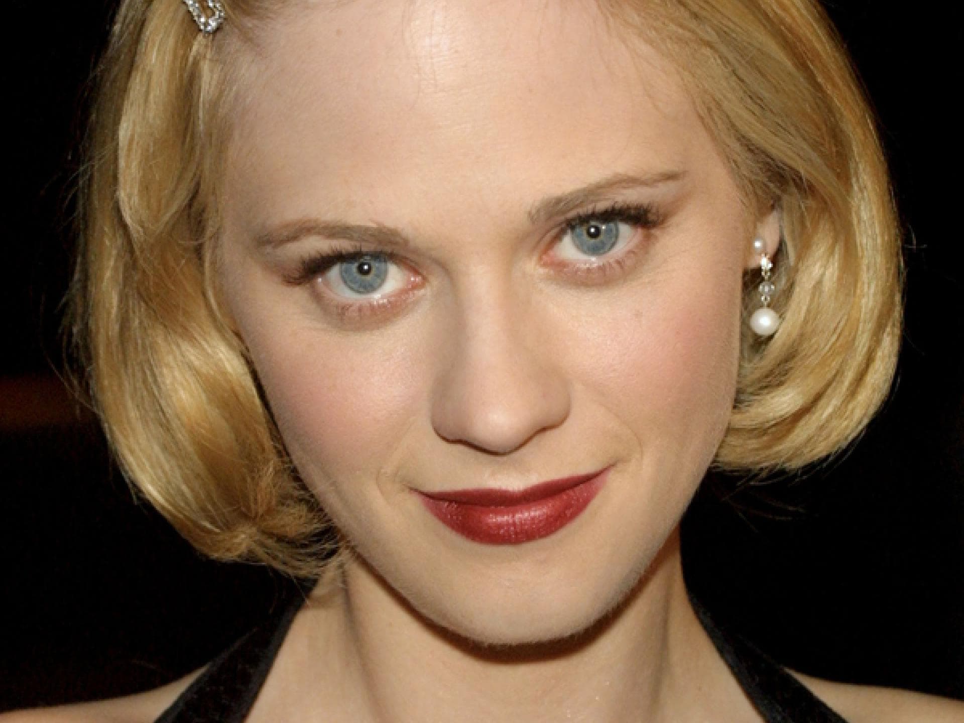 Zooey Deschanel mit blonden Haaren Zooey Deschanel mit blonden Haaren