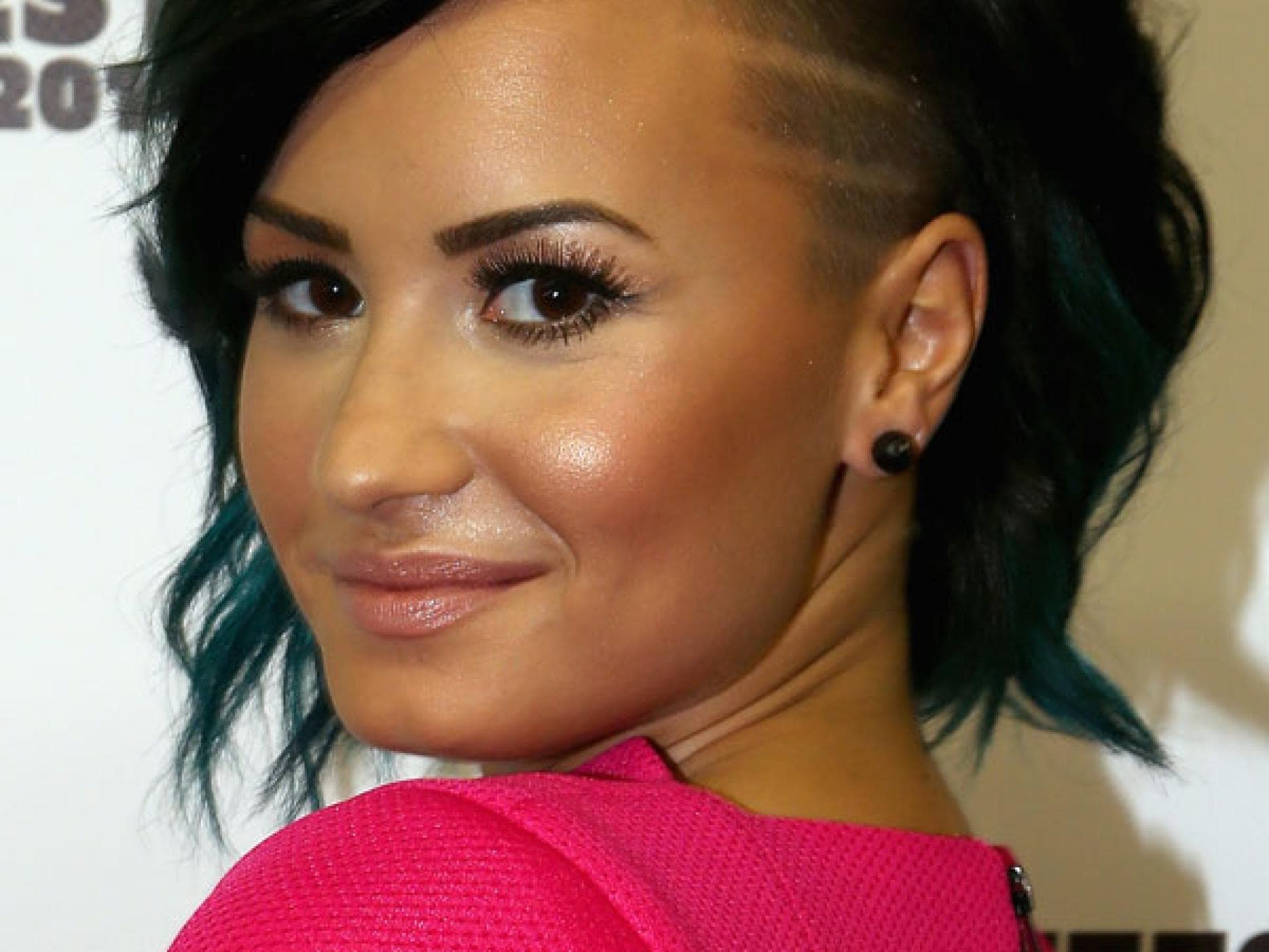 Demi Lovato mit Sidecut