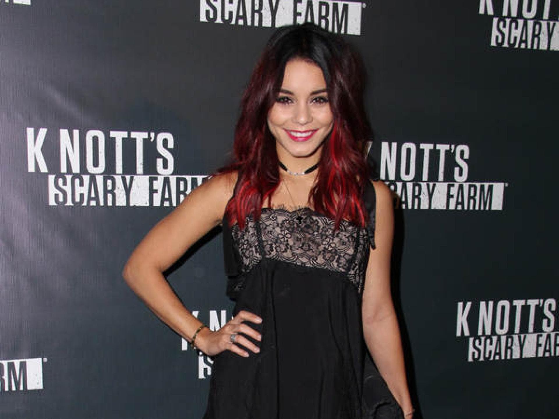 Vanessa Hudgens auf Halloween-Event Vanessa Hudgens auf Halloween-Event