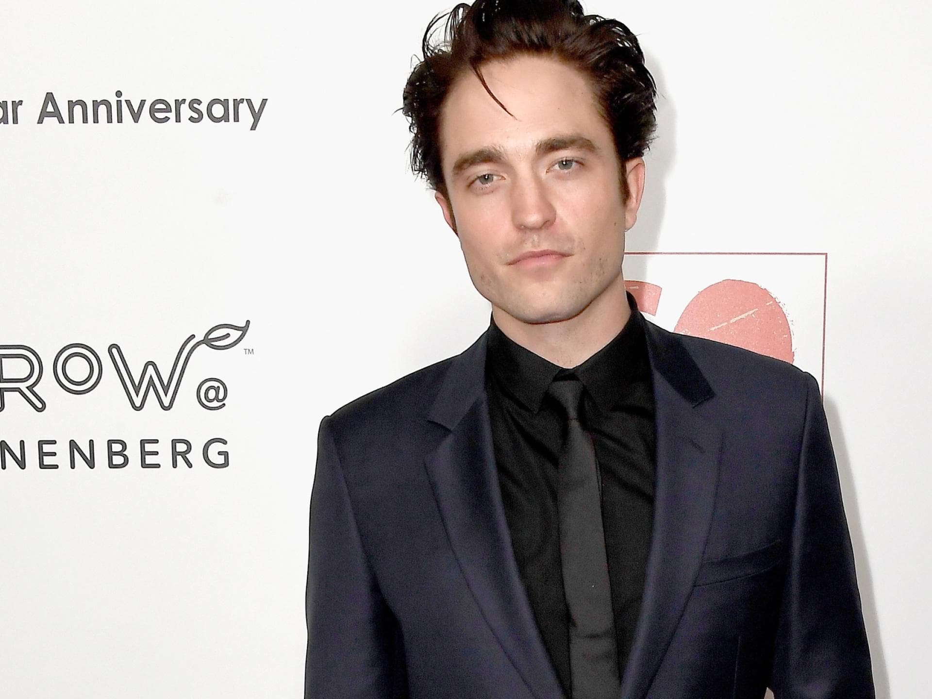 Robert Pattinson quer