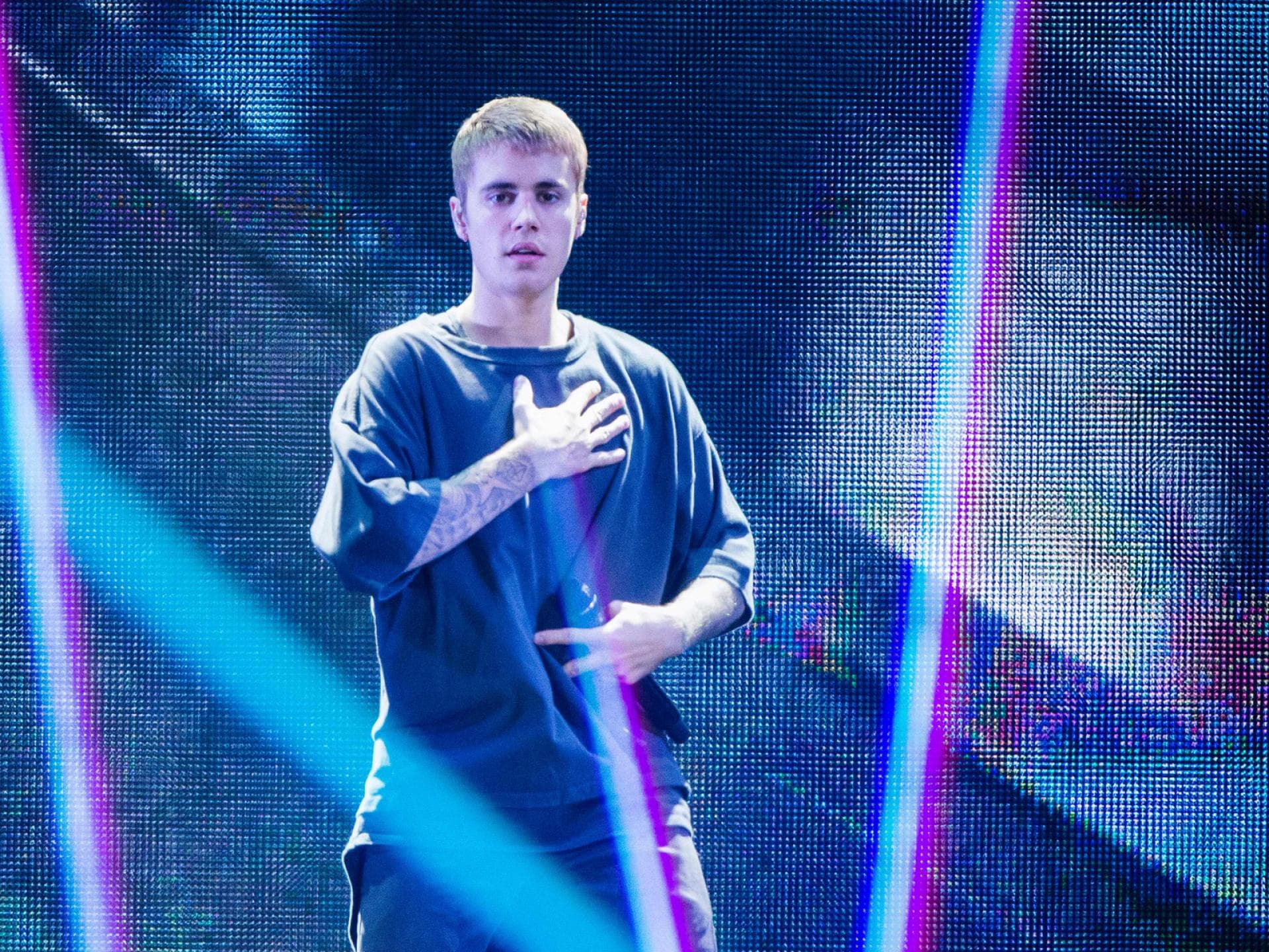Justin Bieber quer Justin Bieber quer