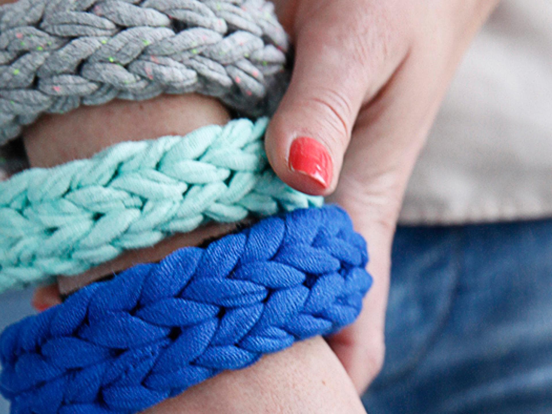 armband-stricken-Makerist_Quer.jpg