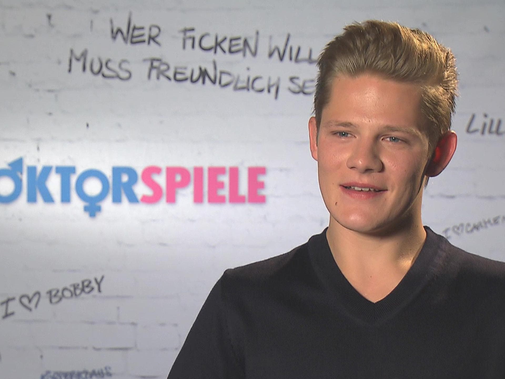 Max von der Groeben im Interview zu "Doktorspiele" Quer Max von der Groeben im Interview zu "Doktorspiele" Quer