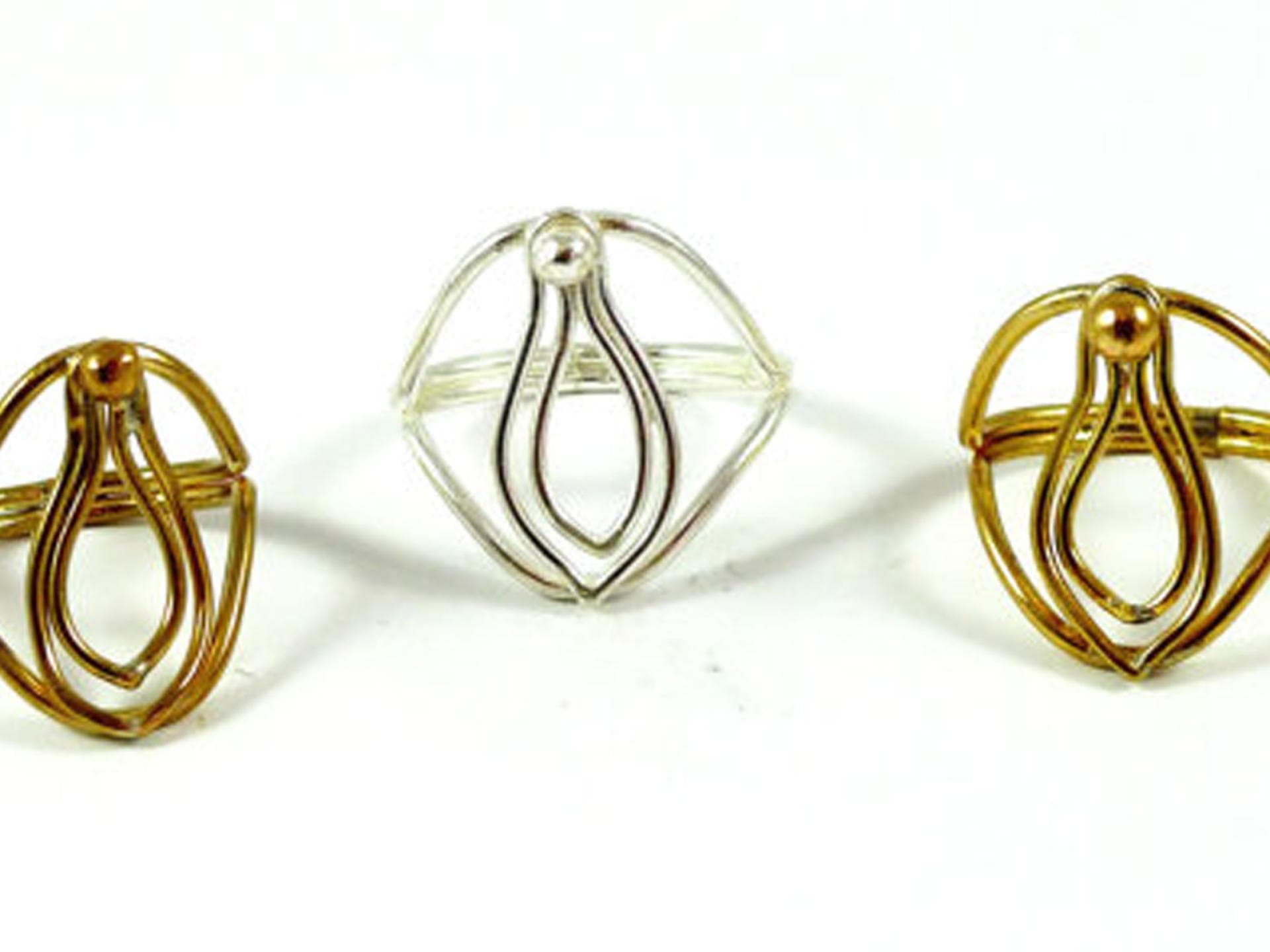 V-Ring