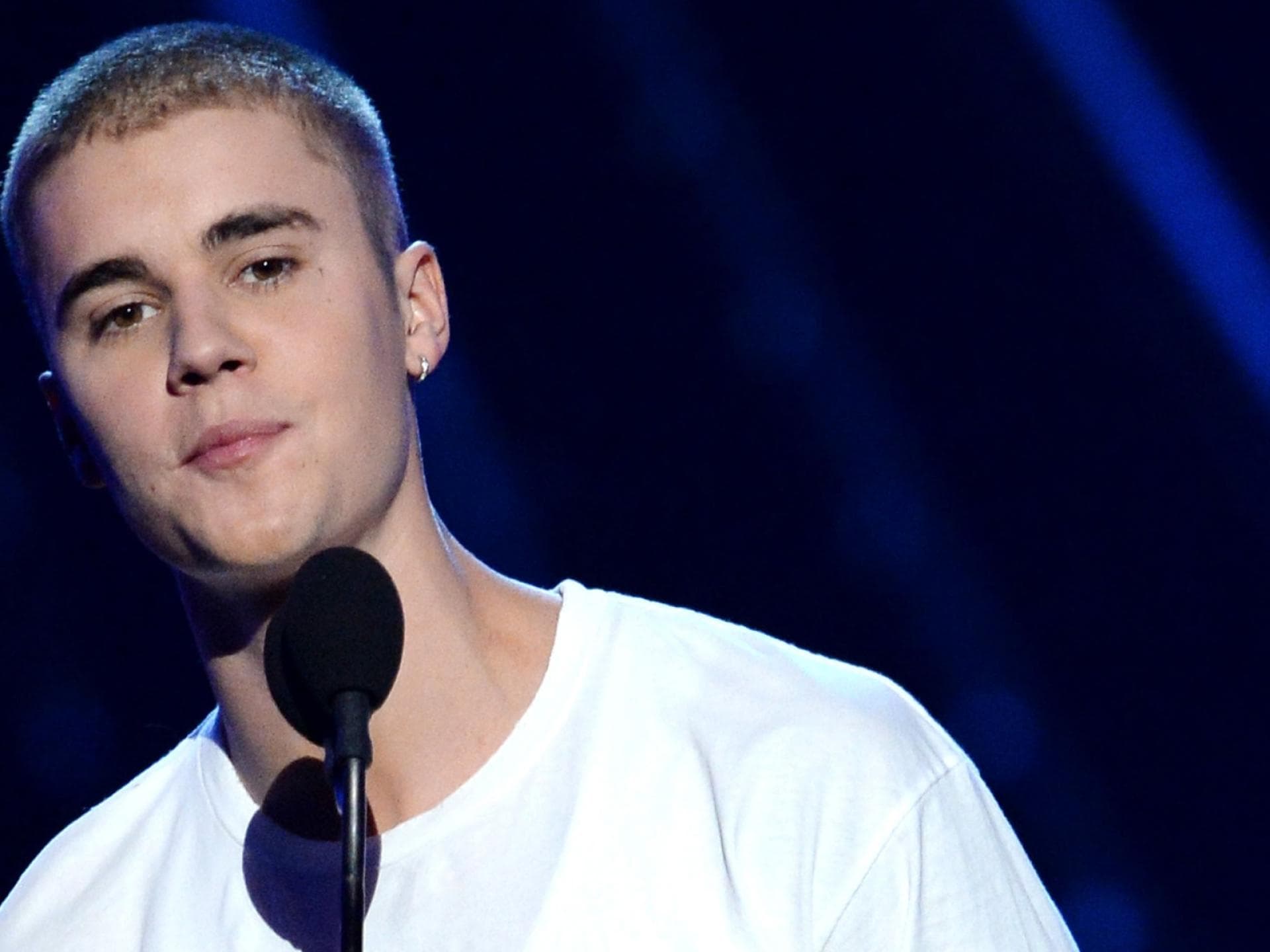 justin-rotzt-fans-an-quer justin-rotzt-fans-an-quer