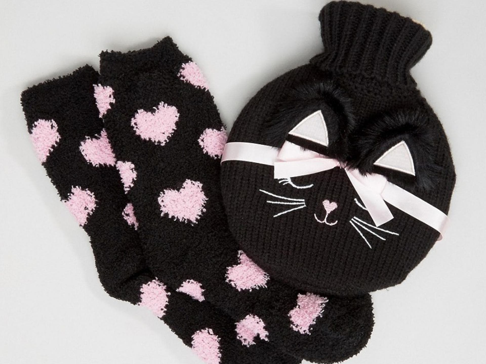 Socken und Wärmflasche von Asos