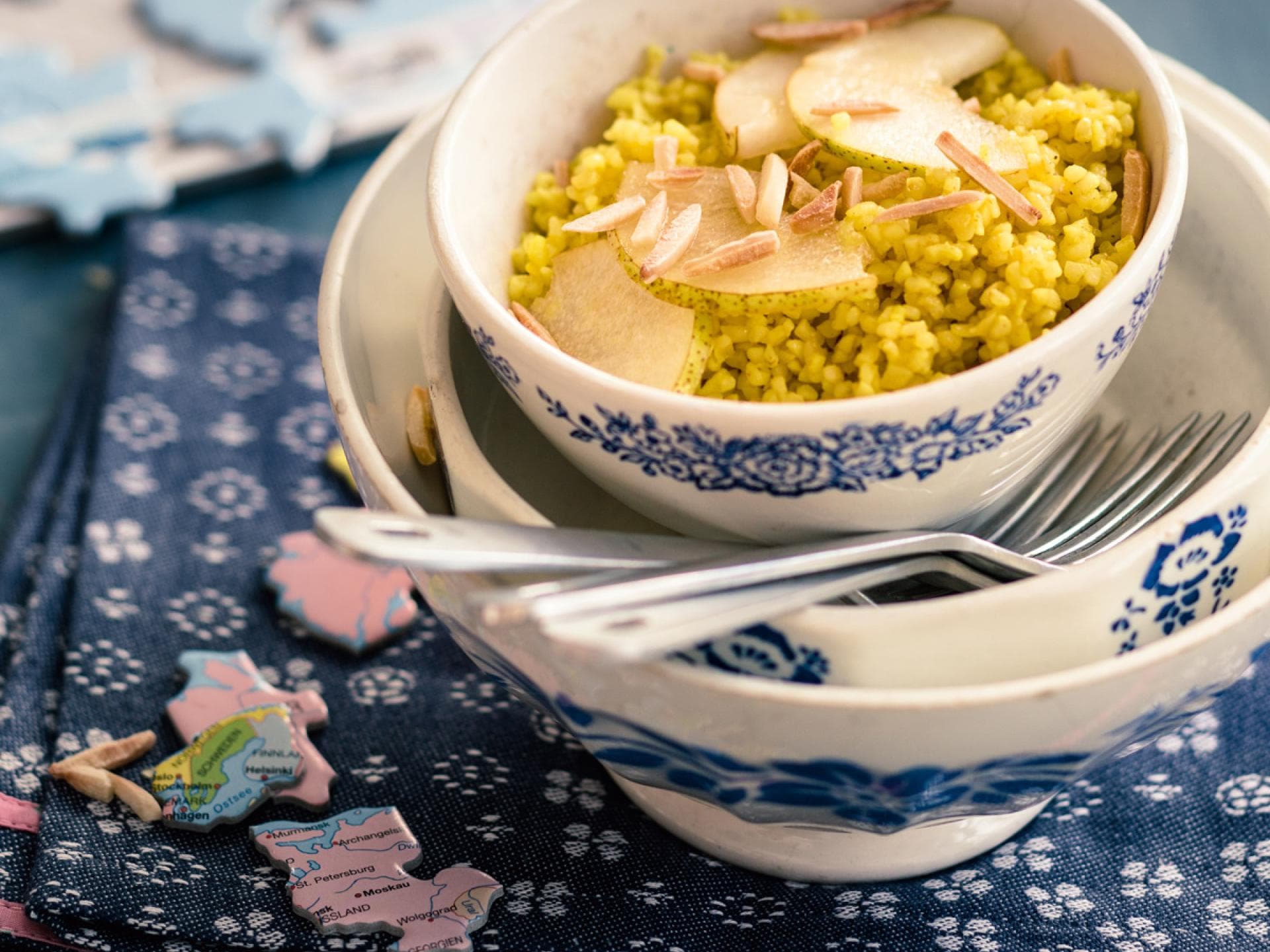 Ayurveda Frühstück: Bulgur mit Birnen und Mandeln Ayurveda Frühstück: Bulgur mit Birnen und Mandeln
