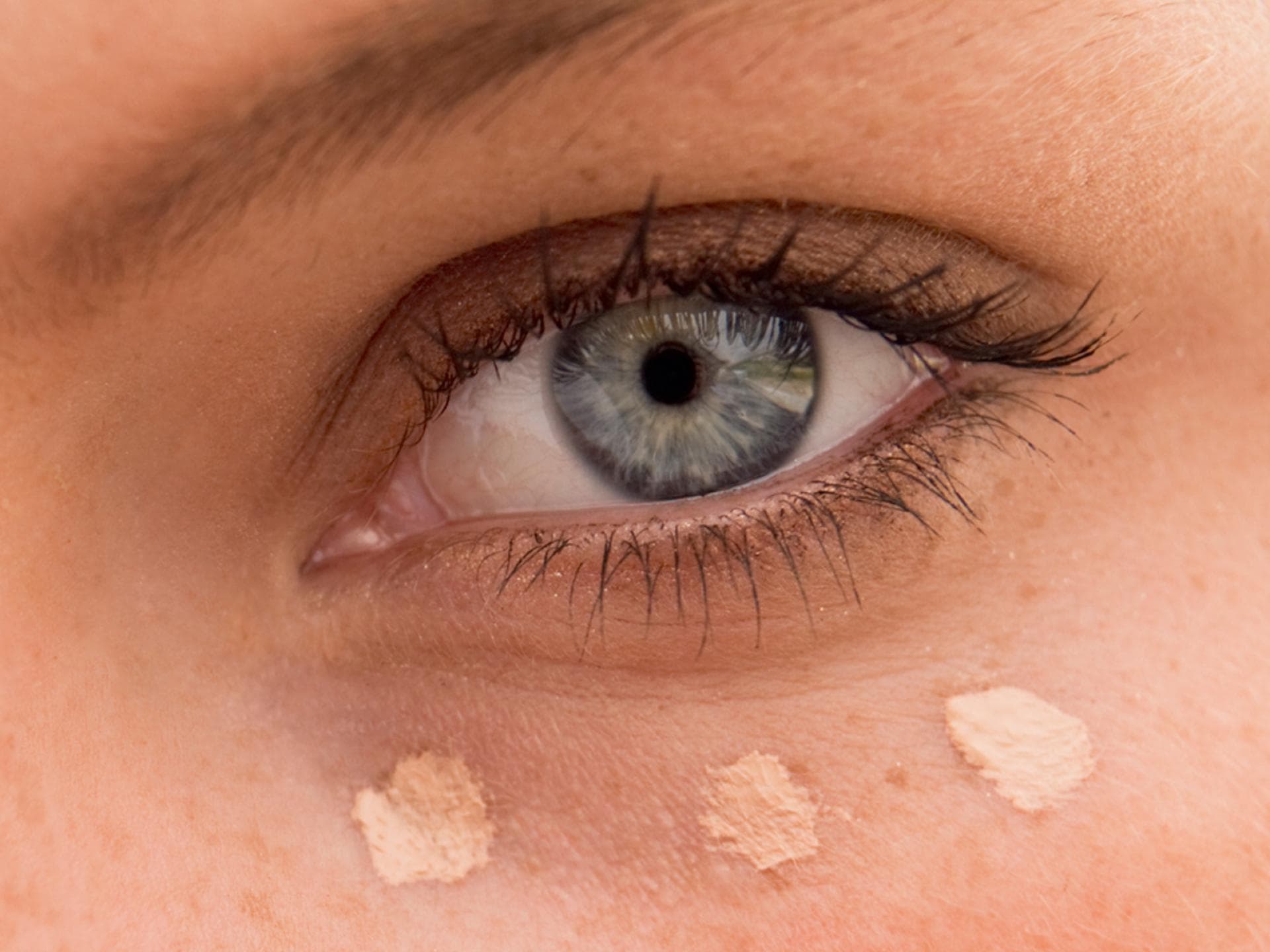 Schul-Make-up: Concealer Schul-Make-up: Concealer