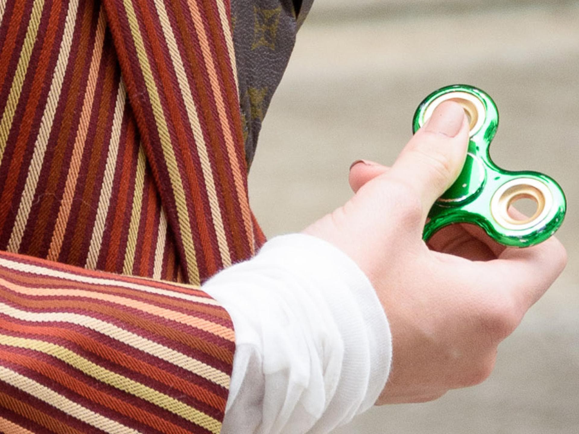 fidget-spinner-lip-balm-quer