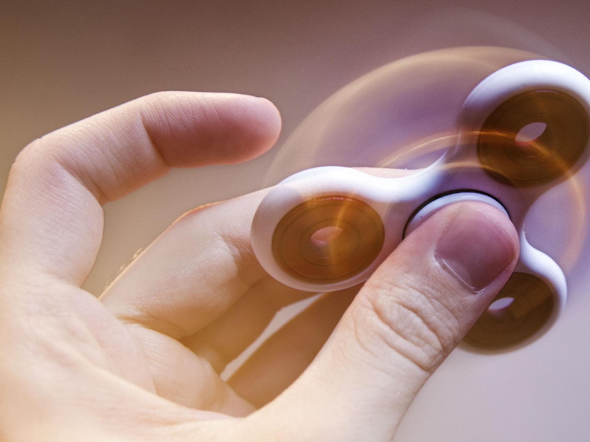 Fidget Spinner schminken quer