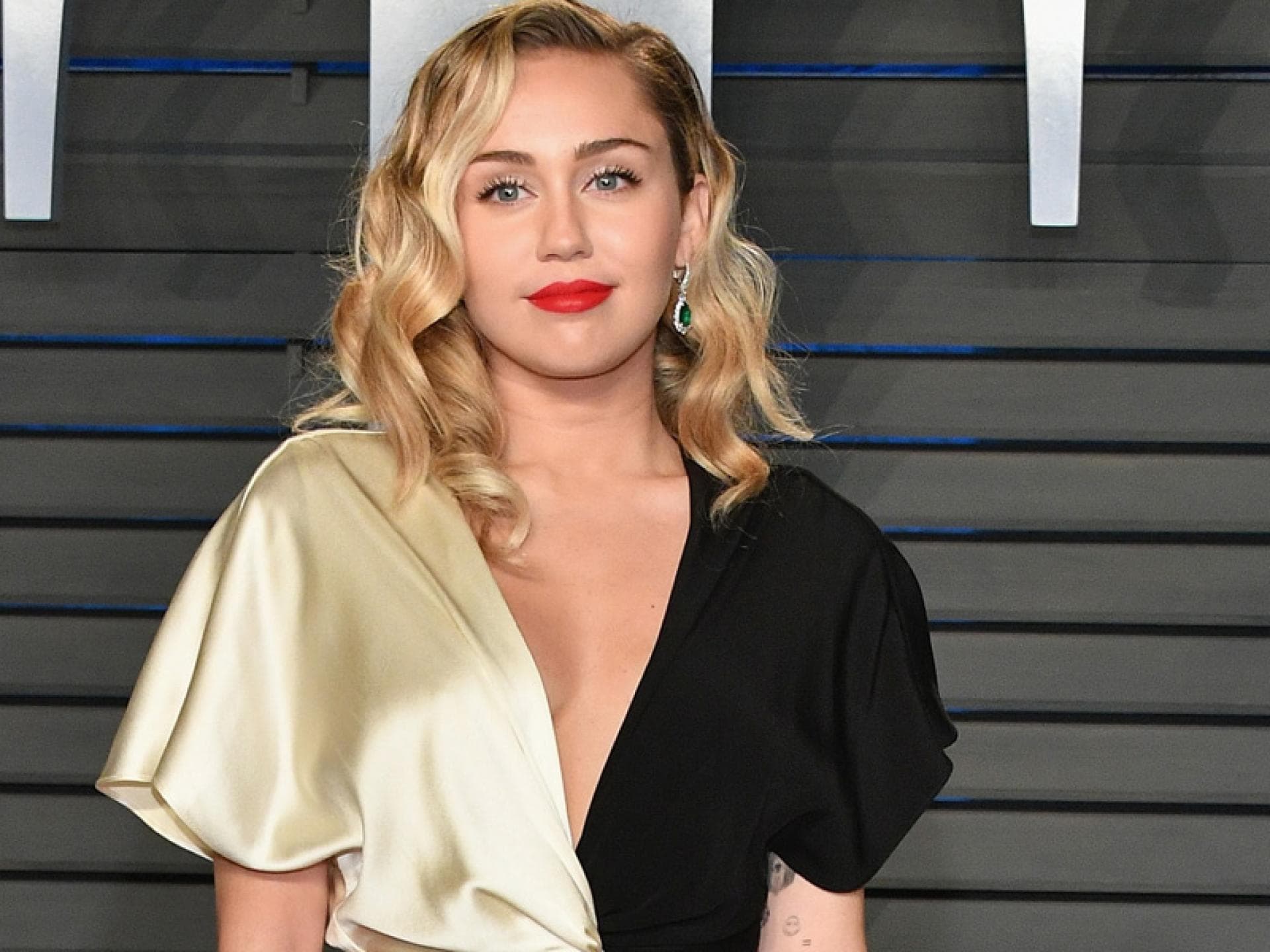 miley-converse-quer miley-converse-quer