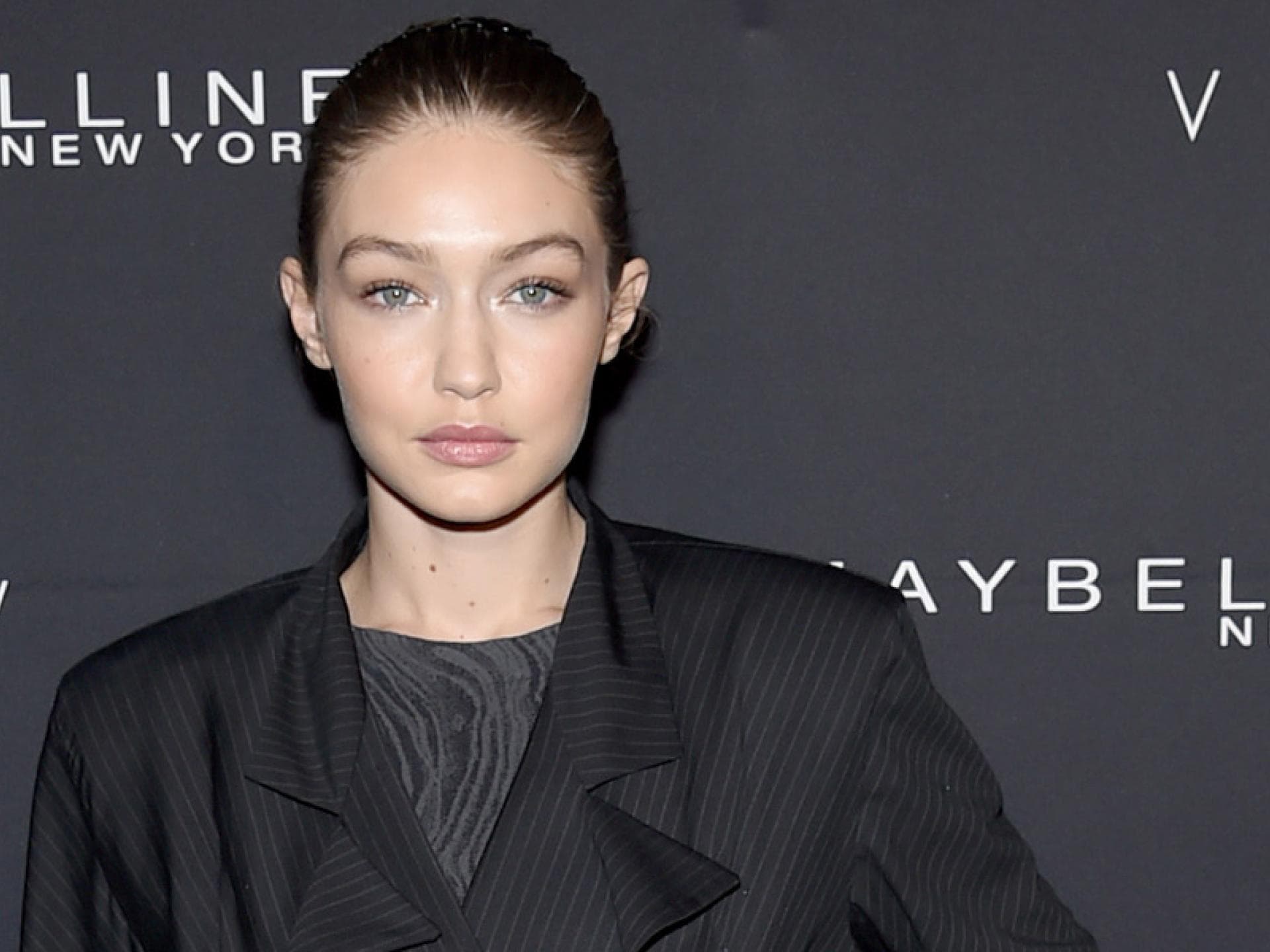 shitstorm-gigi-hadid-achselhaare-quer shitstorm-gigi-hadid-achselhaare-quer