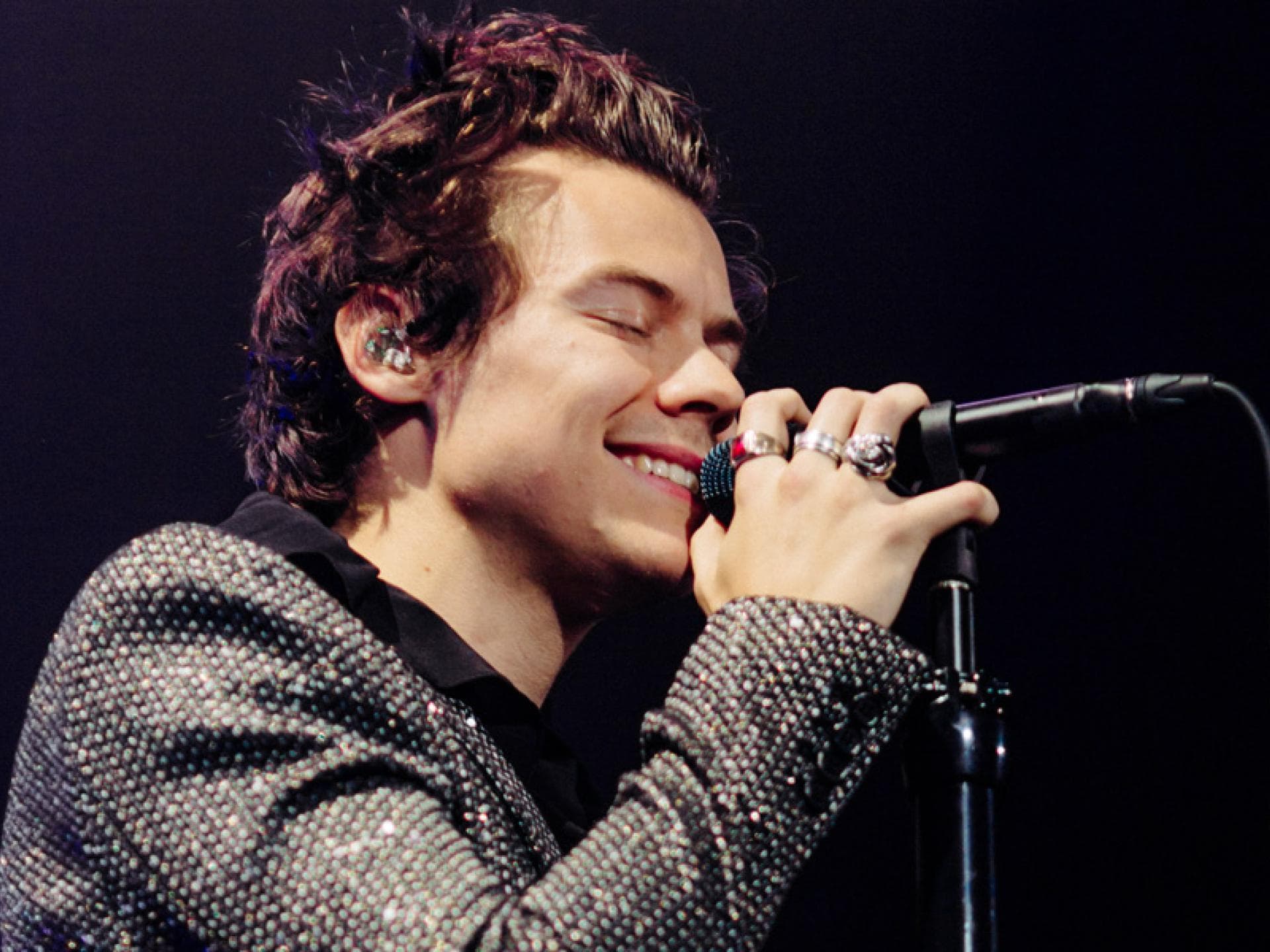 harry-styles-erektion-quer