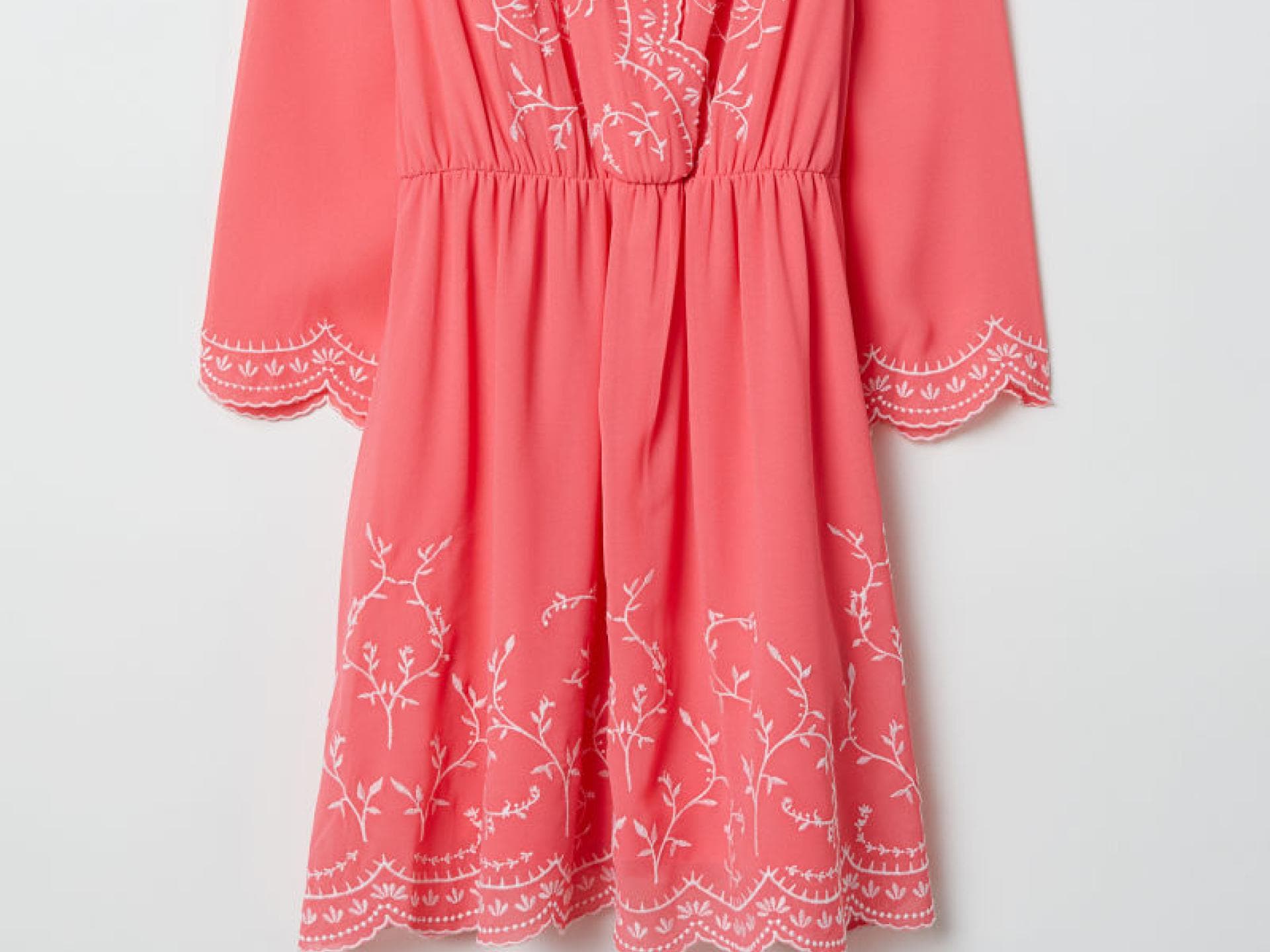 Besticktes Kleid von H&M