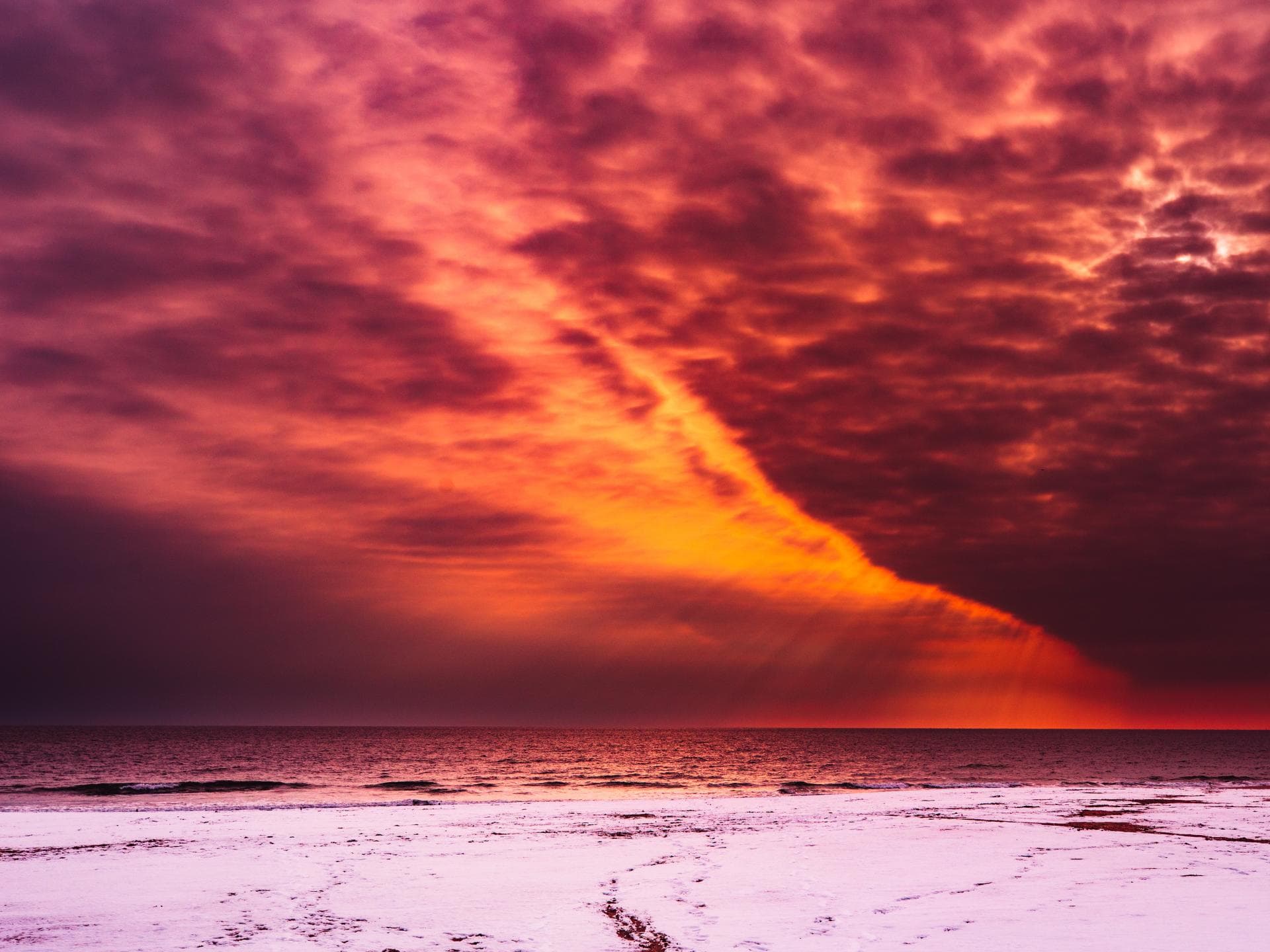ryan-loughlin-483749-unsplash ryan-loughlin-483749-unsplash