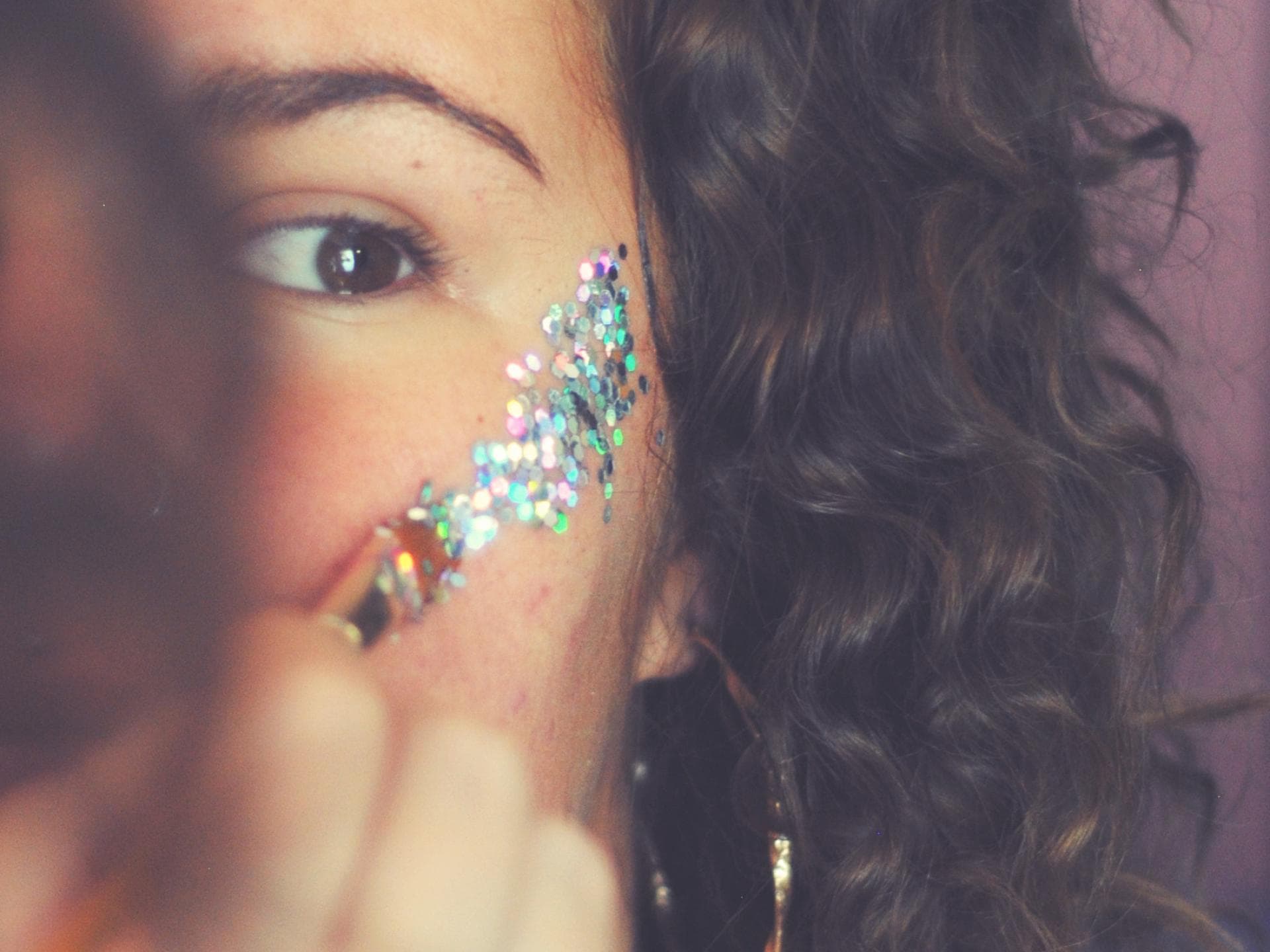 glitzer-makeup-quer glitzer-makeup-quer