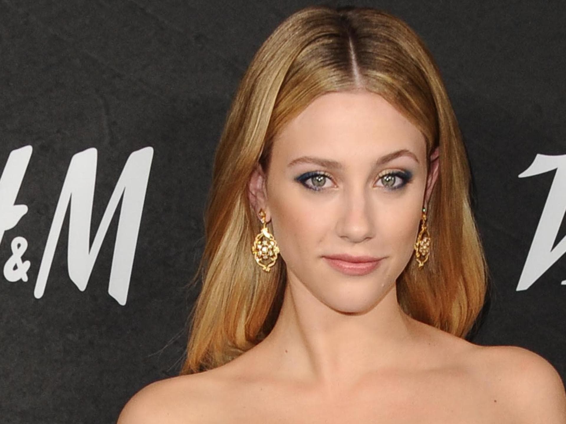 lili-reinhart-halloween-makeup-quer lili-reinhart-halloween-makeup-quer