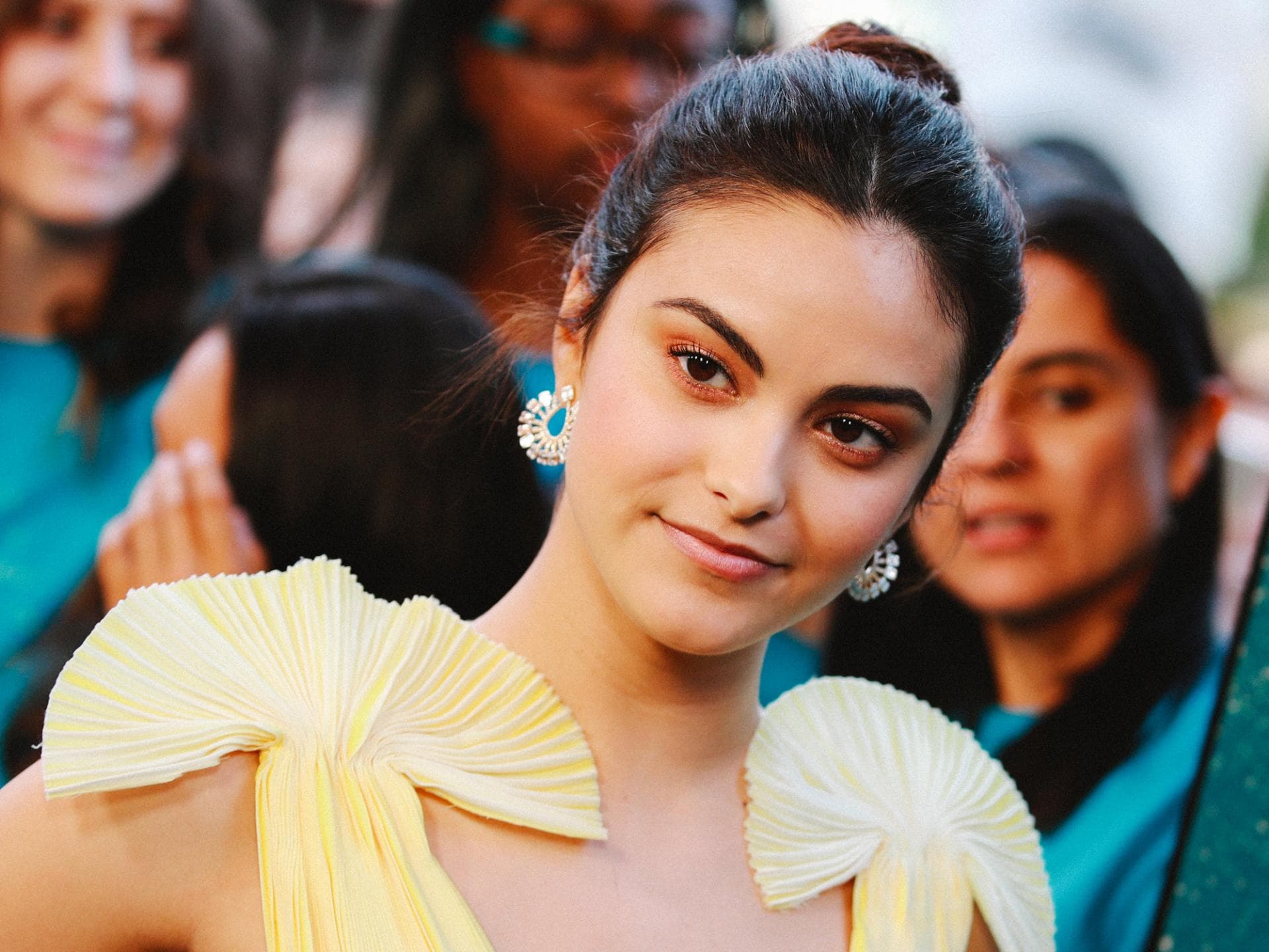 camila-mendes-familienzuwachs-quer camila-mendes-familienzuwachs-quer