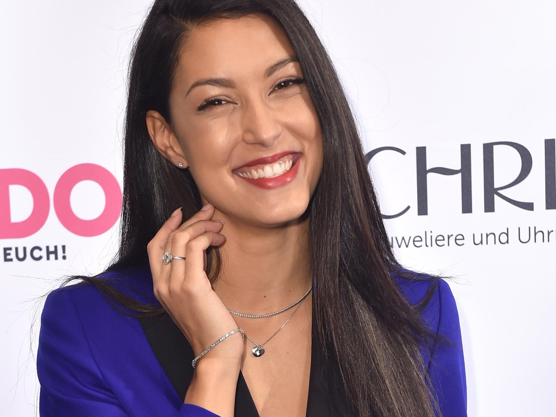 rebecca-mir-neue-frisur-quer