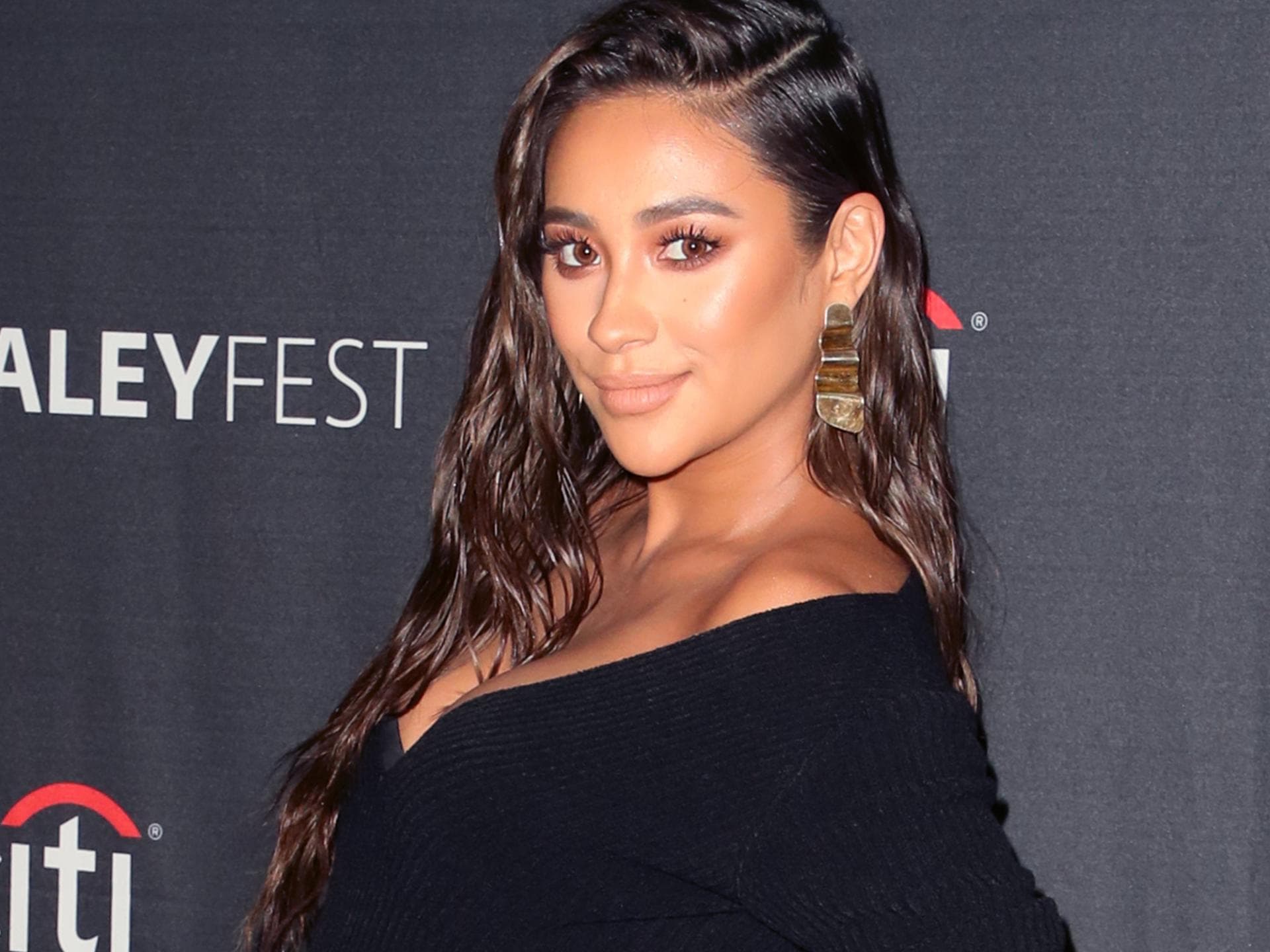 Shay-Mitchell-Baby Shay-Mitchell-Baby