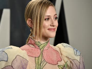 Lili Reinhart