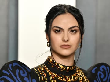Camila Mendes