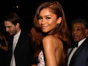 Zendaya im Blumenkleid