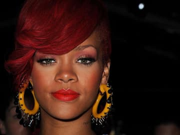 rihanna-auf-der-fashion-week-in-paris-getty-images-557x313-925604.jpg