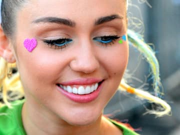 miley-cyrus-jimmy-kimmel-spl-2080939.jpg