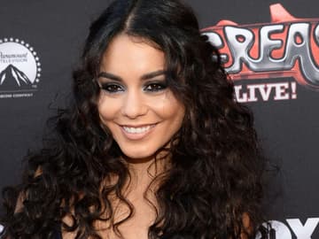 Vanessa Hudgens Vater tot quer