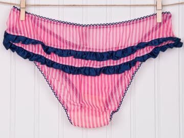 Camel-Toe-Aufmacher-quer