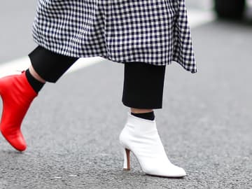 mismatched-shoes-quer