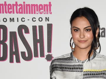 camila-mendes-quer