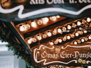 weihnachtsmarkt-mit-dem-schwarm-quer
