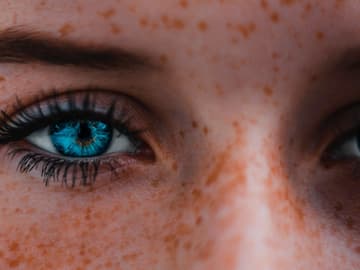 mascara-lange-wimpern-quer