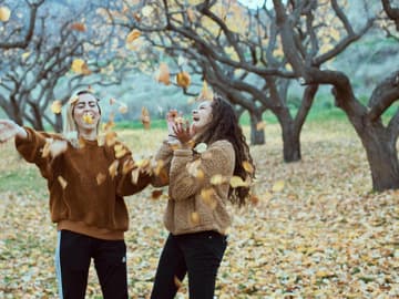 beste-freundin-auf-distanz-quer