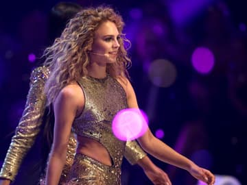 gntm-2019-siegerin-simone-quer