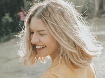 haare-natürlich-aufhellen-quer