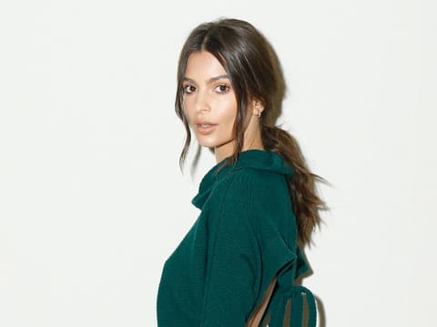 schnelle frisur zopf emily ratajkowski