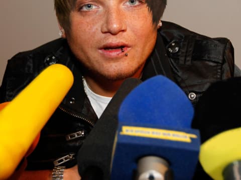 Menowin Fröhlich mit Bieber-Frisur Menowin Fröhlich mit Bieber-Frisur