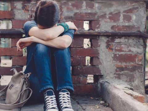 Vergewaltigung: Was ist sexueller Missbrauch? quer Vergewaltigung: Was ist sexueller Missbrauch? quer