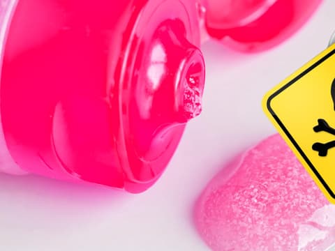 Mikroplastik in Peelings quer
