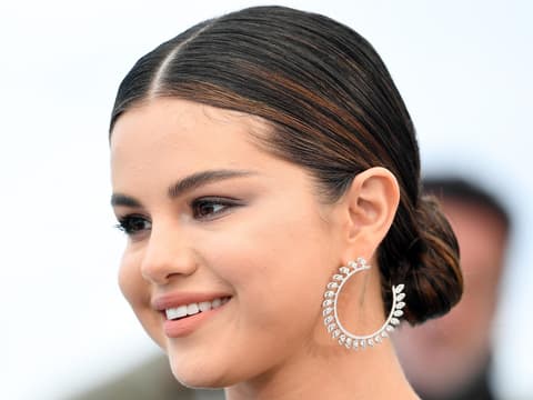 selena-gomez-vermögen-quer selena-gomez-vermögen-quer