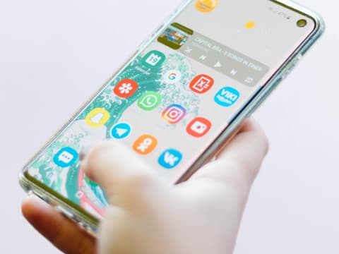 whatsapp-neuer-name-quer