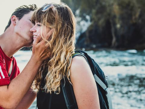 richtig-kuessen-so-gehts-quer richtig-kuessen-so-gehts-quer